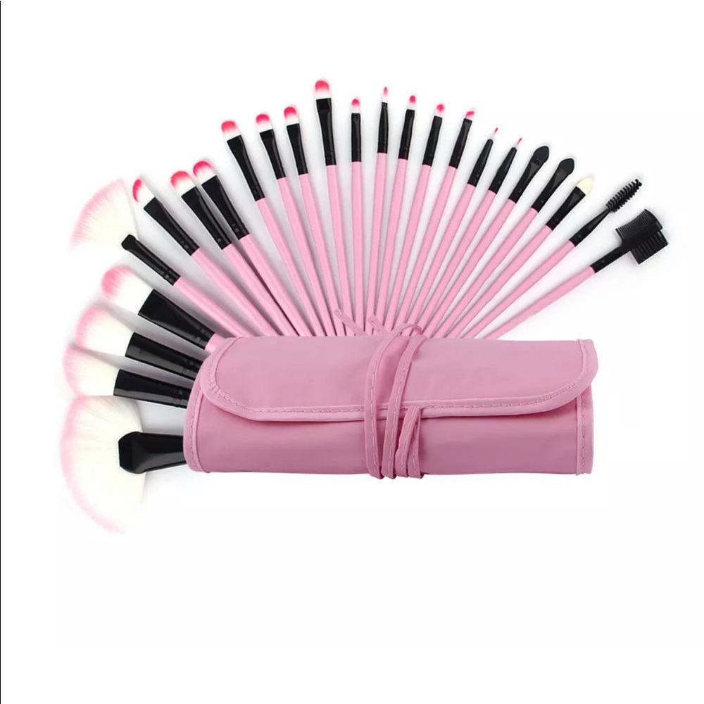 Complete Makeup brush set 24 pieces w travel case, new, excellent quality